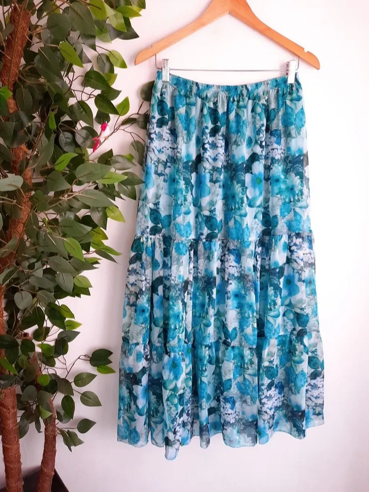 saia longa floral azul