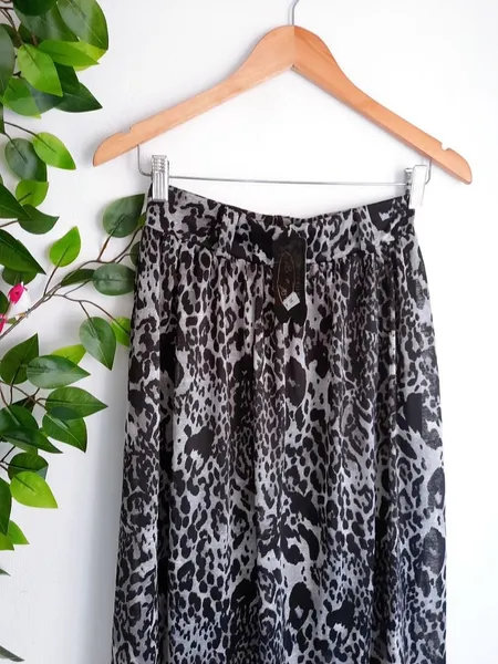saia longa animal print preto nova p