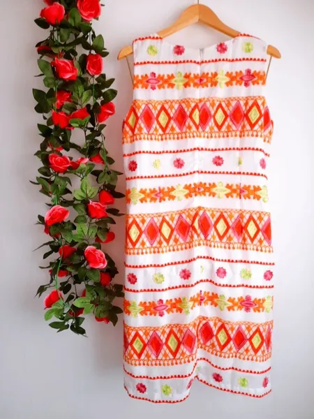 vestido bordado branco talita kume