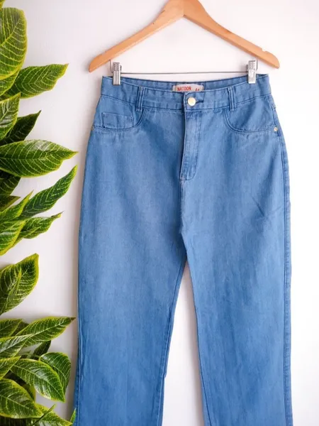 calça jeans mom natoon azul claro 44