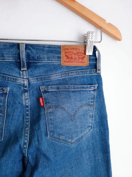 calça jeans levis