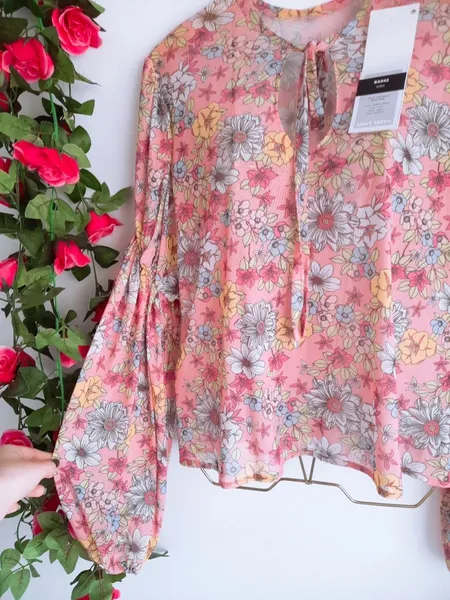 blusa em tule floral estampado