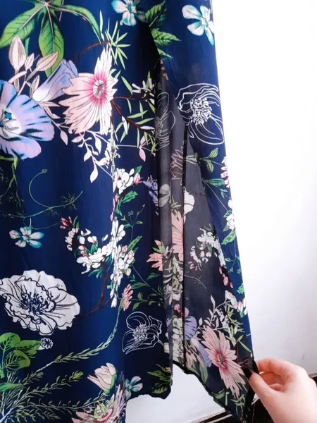 conjunto blusa e saia longa azul floral estampado