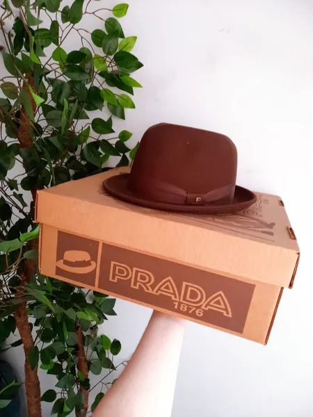 chapéu prada 1876 vintage na caixa original raridade