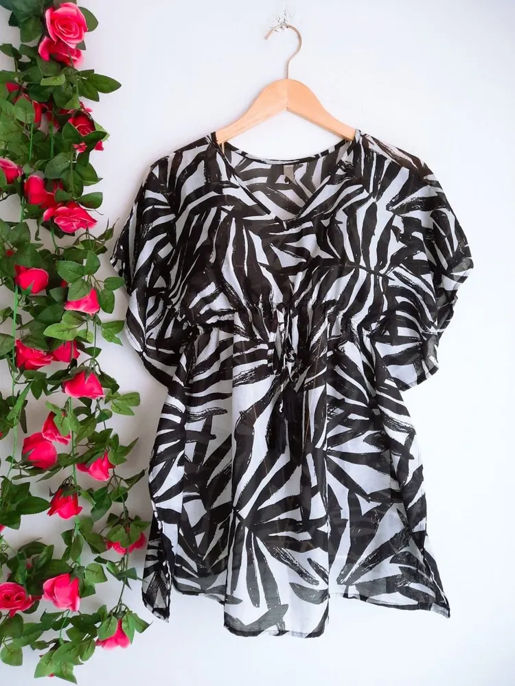 blusa kafta preto e branco