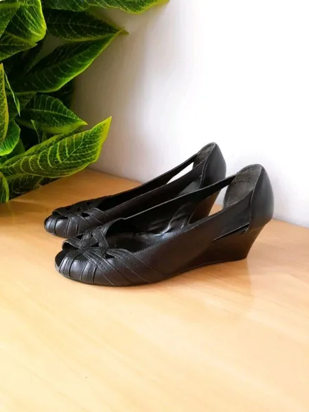 sapato anabela prego couro legítimo 38