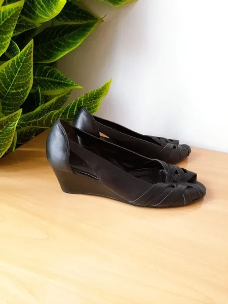 sapato anabela prego couro legítimo 38
