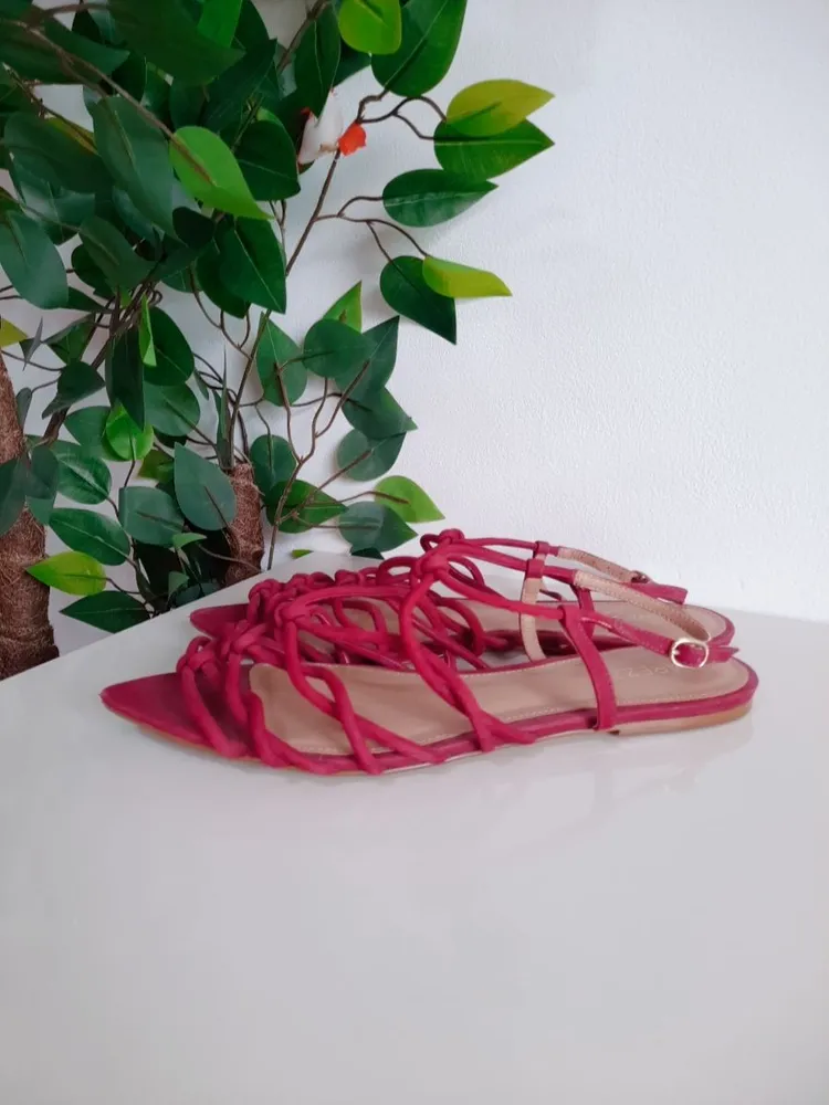 sandália nobuck fuscia arezzo 39