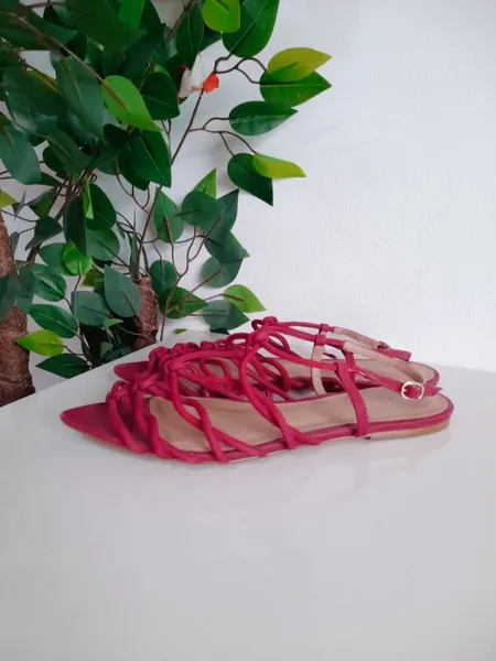 sandália nobuck fuscia arezzo 39