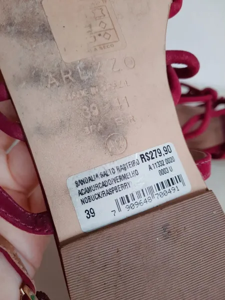 sandália nobuck fuscia arezzo 39