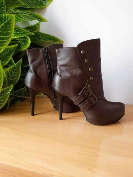 bota couro legítimo marrom 38