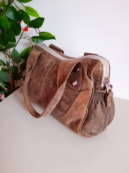 bolsa ombro em couro legítimo marrom mesclado