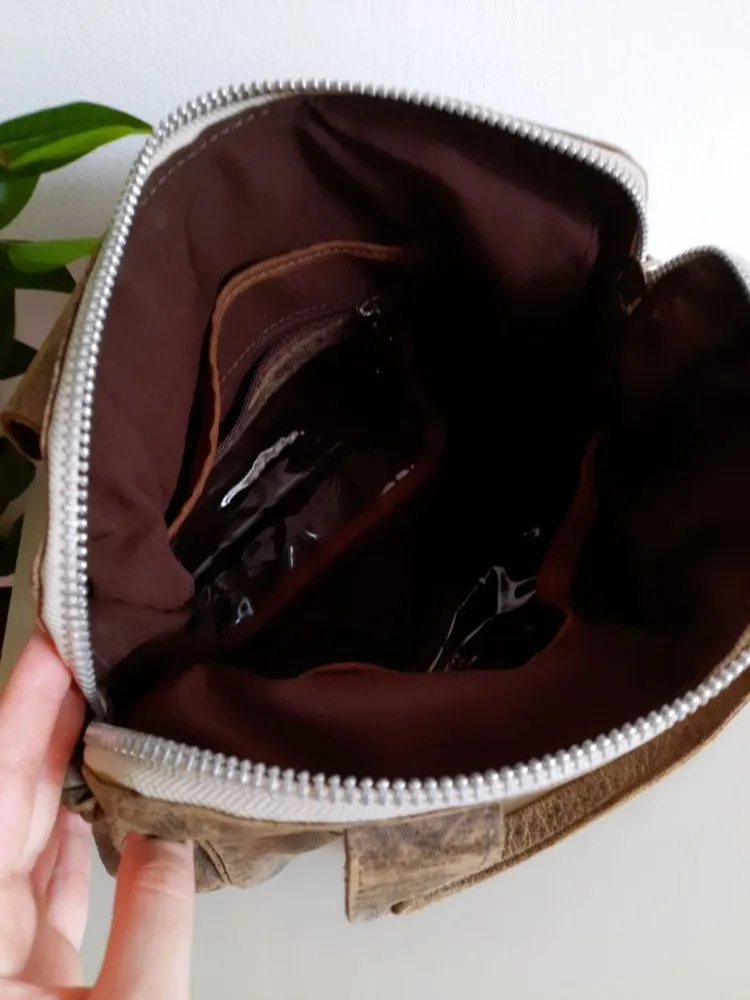 bolsa ombro em couro legítimo marrom mesclado