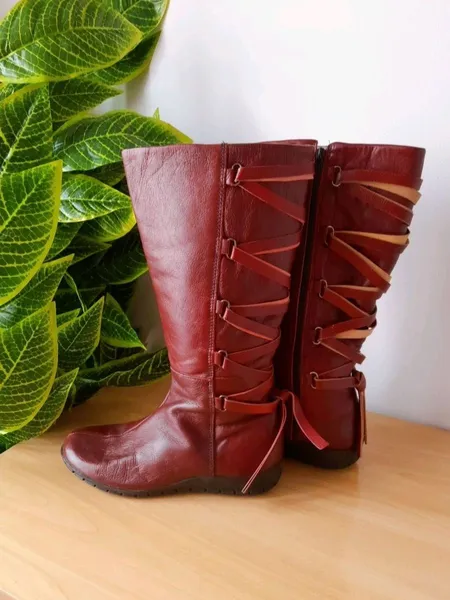 bota couro legítimo trançada bordô 35