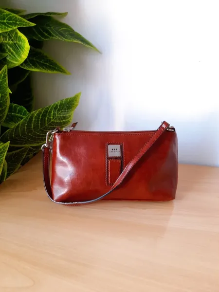 bolsa baguete marrom chenson