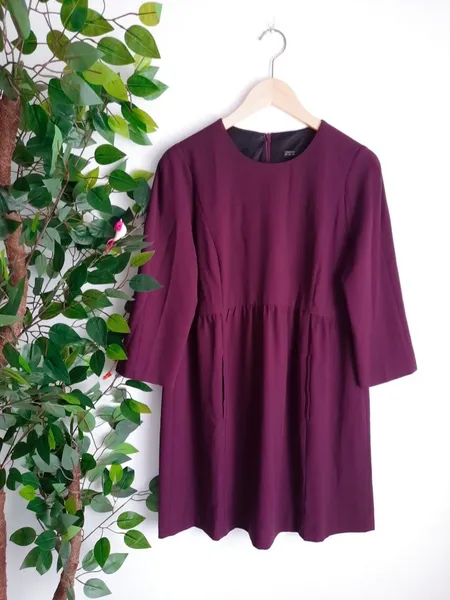 vestido roxo zara