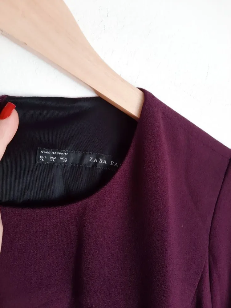 vestido roxo zara