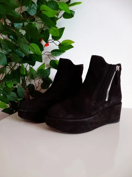 bota camurça plataforma stuart weitzman importado