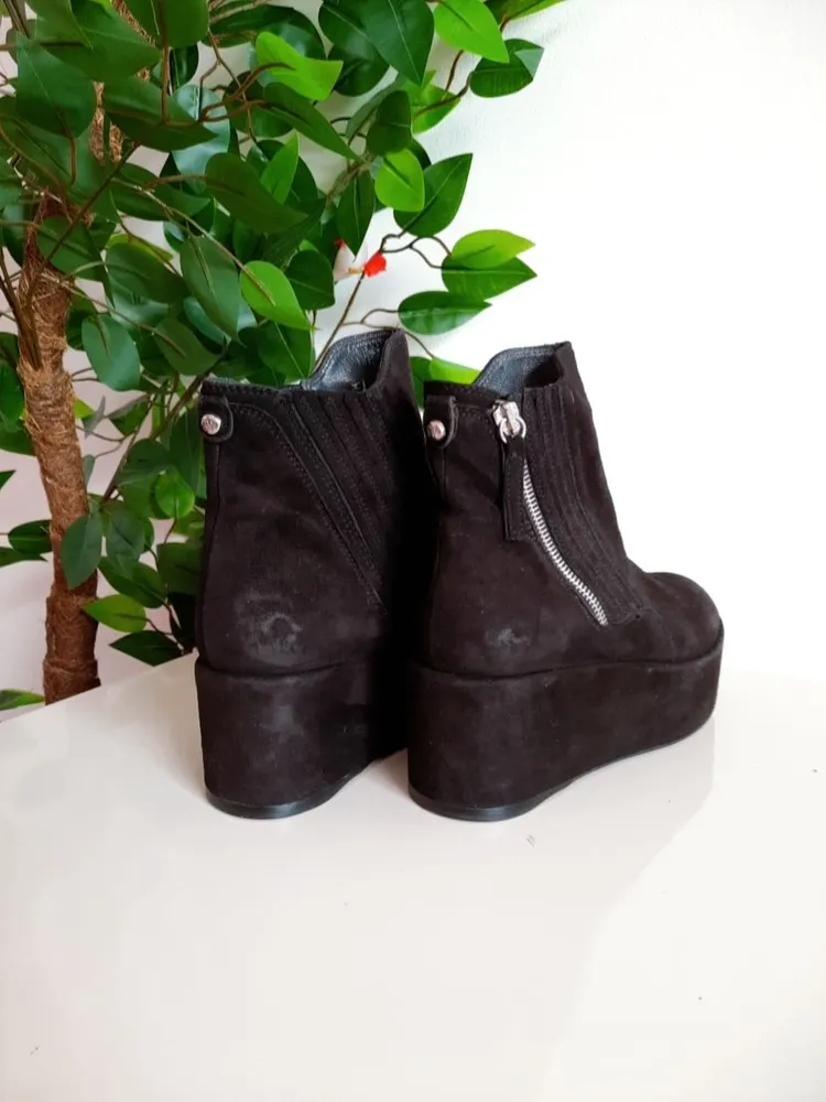 bota camurça plataforma stuart weitzman importado