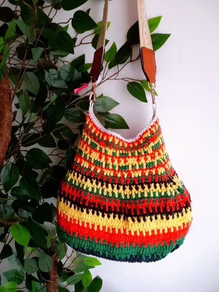 bolsa de crochê jamaicana tiracolo