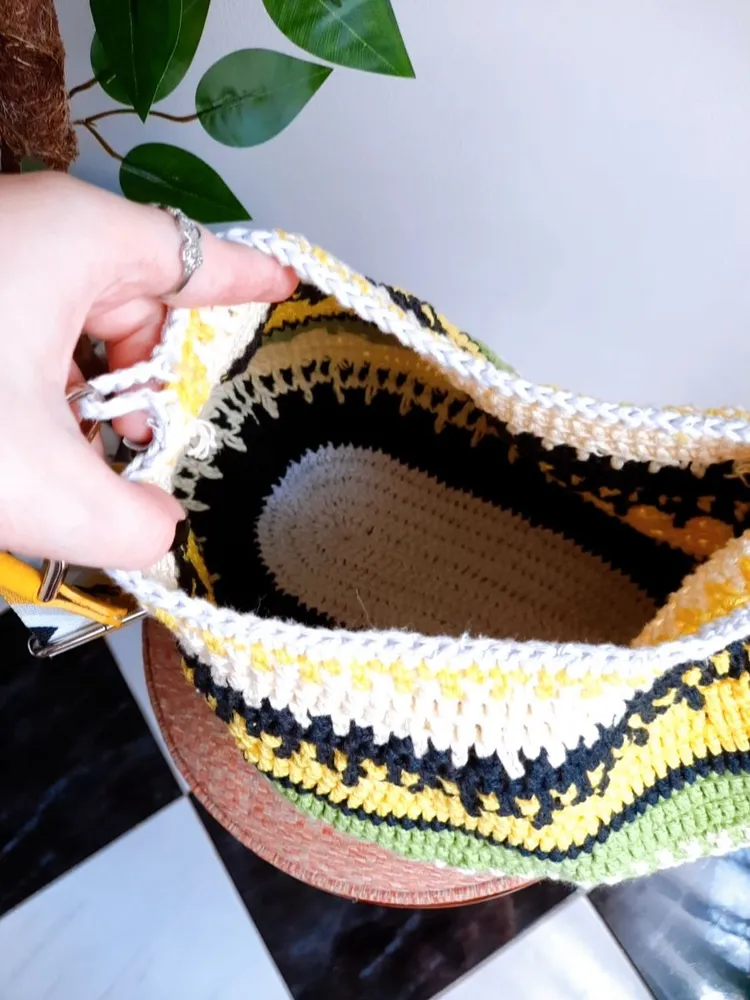 bolsa de crochê jamaicana artesanal tiracolo