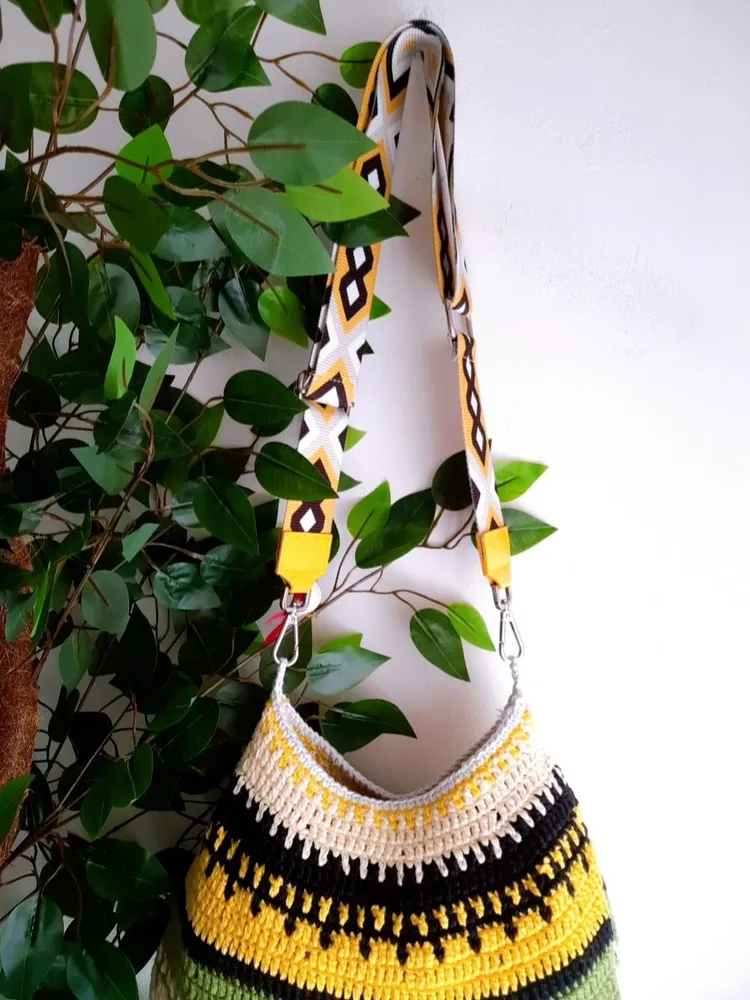 bolsa de crochê jamaicana artesanal tiracolo