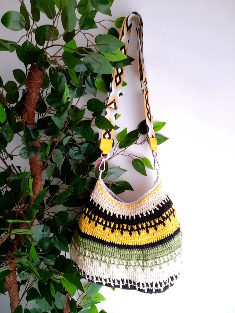 bolsa de crochê jamaicana artesanal tiracolo