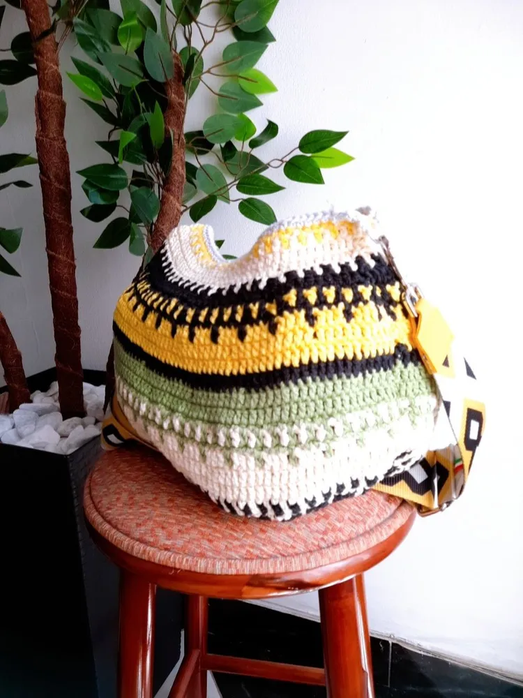 bolsa de crochê jamaicana artesanal tiracolo