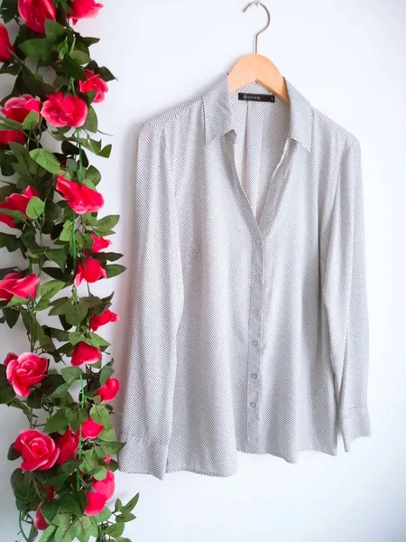 camisa estampada off white cortelle