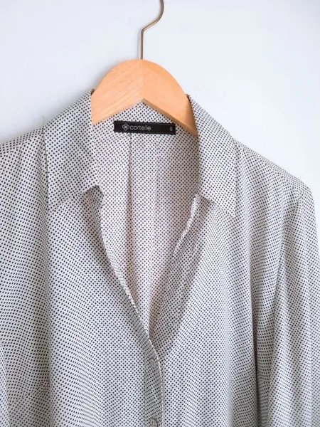 camisa estampada off white cortelle