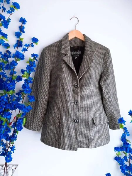 blazer de lã pied de poule preto e branco