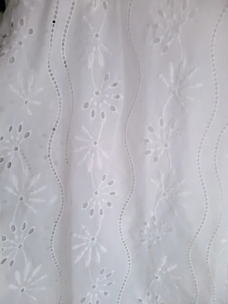 blusa oriental em laise branca shein