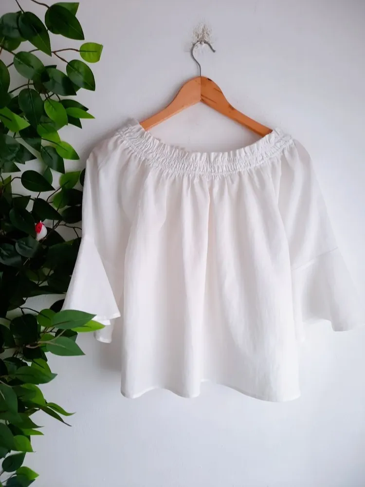 blusa ciganinha branca ombro a ombro