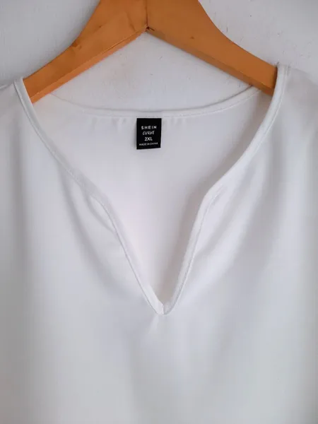 blusa branca shein curve gg