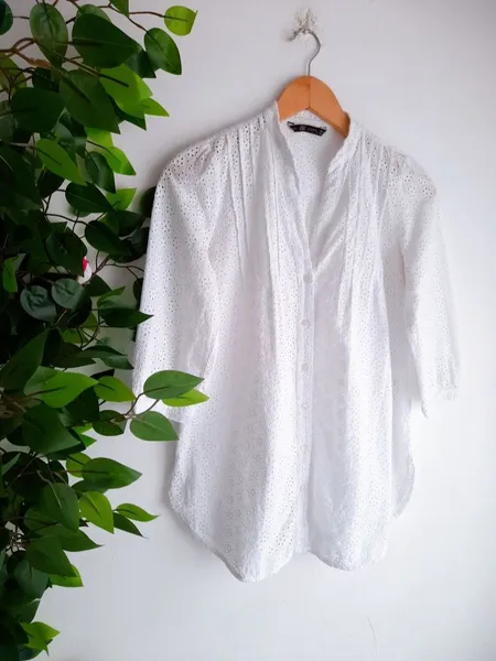 camisa em laise branca zara p