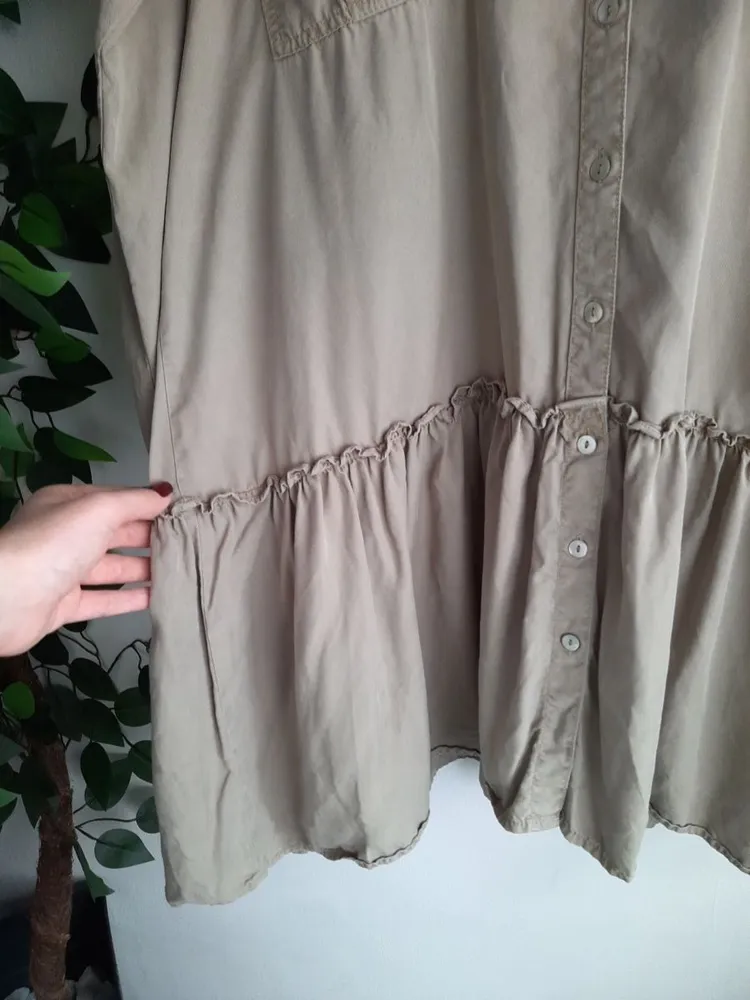 vestido zara liocel botões verde oliva g