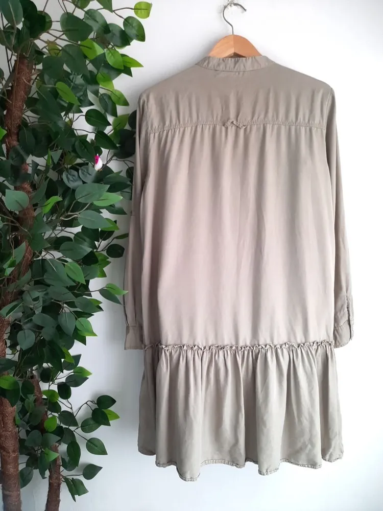 vestido zara liocel botões verde oliva g