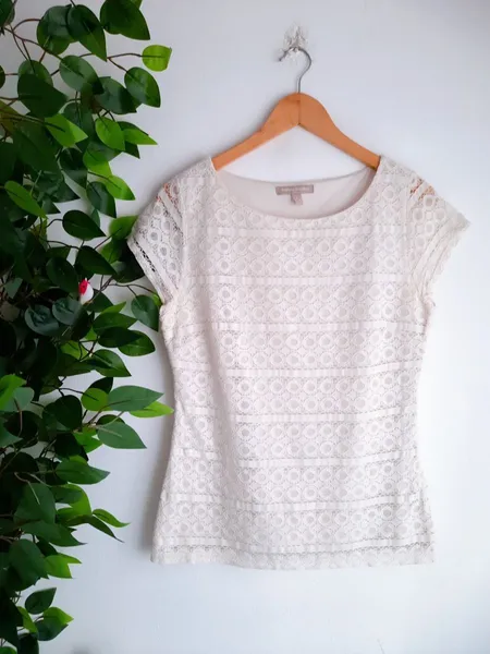 blusa rendada bege banana republic p