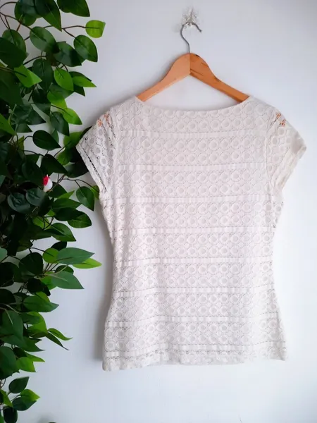 blusa rendada bege banana republic p
