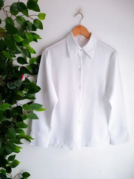 camisa feminina branca