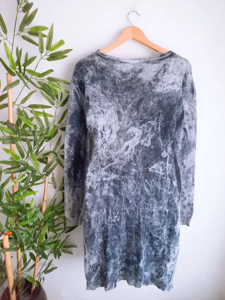 vestido de tricô lã azul mesclado