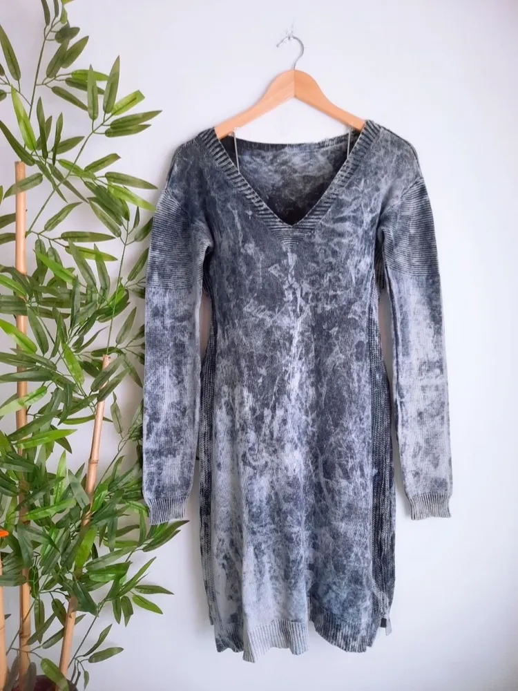 vestido de tricô lã azul mesclado