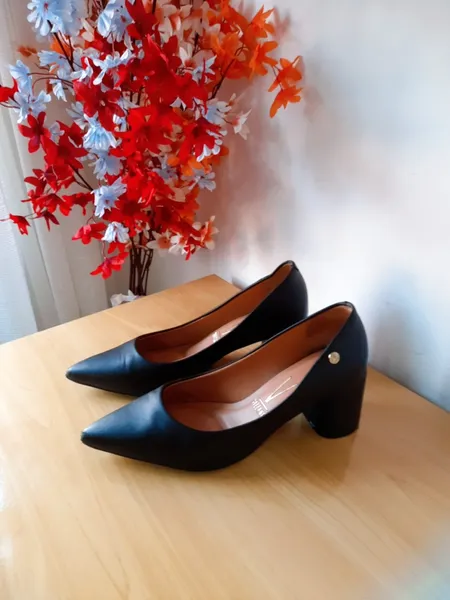 sapato scarpin preto vizzano 38
