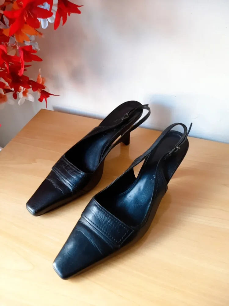 sapato scarpin em couro legítimo preto