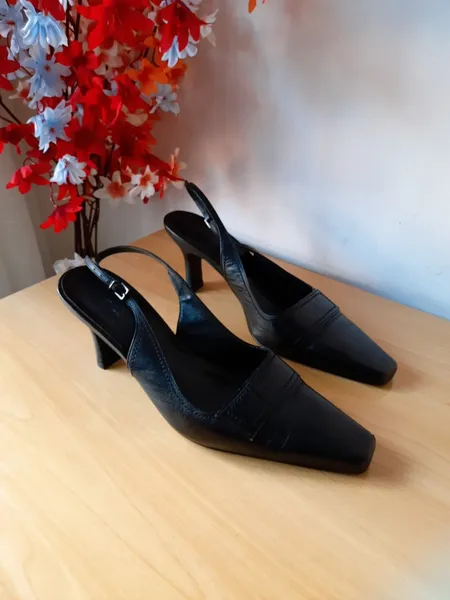 sapato scarpin em couro legítimo preto