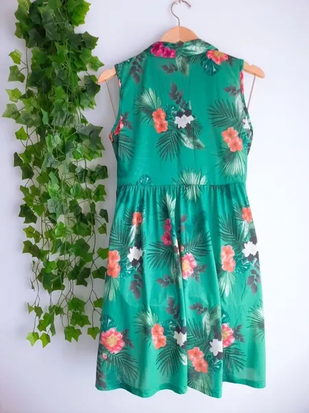 vestido marfinno floral verde p