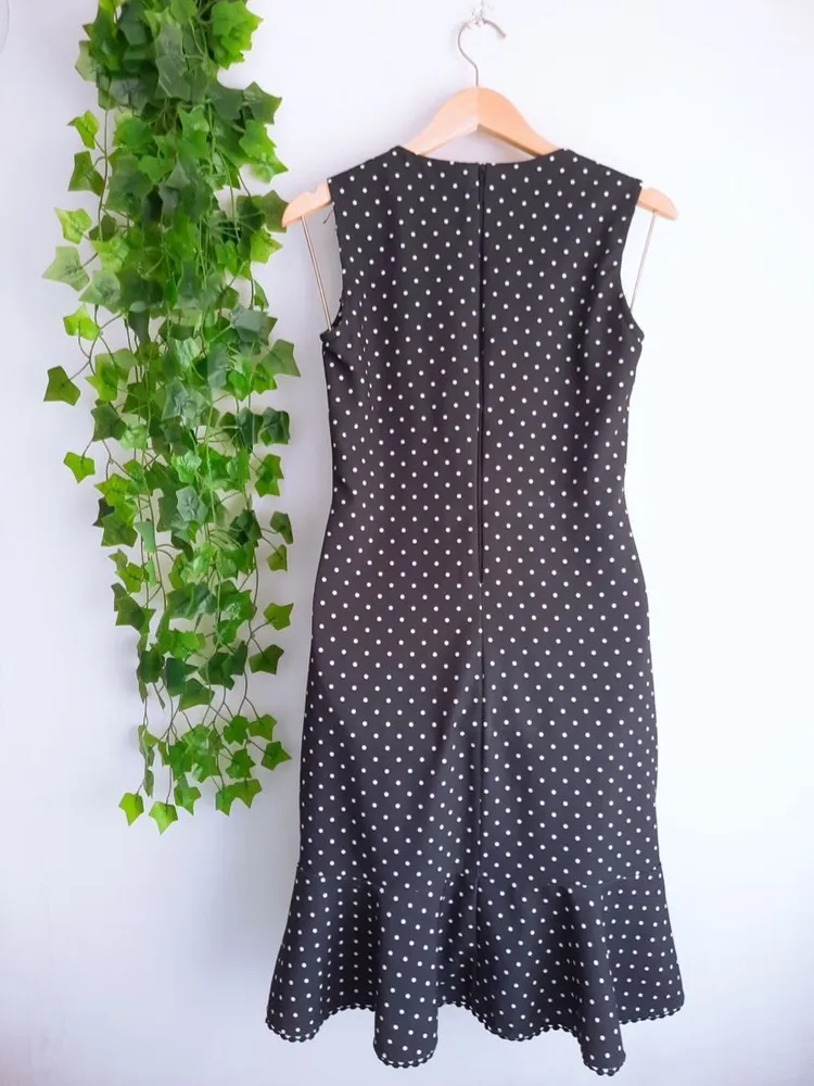 vestido midi poá preto e branco p