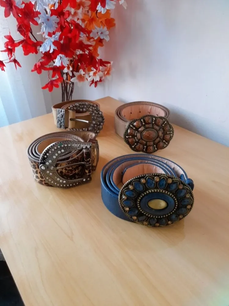 kit 4 cintos fivelas de pedras multi