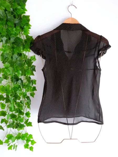 blusa poá preto e branco yessica 40
