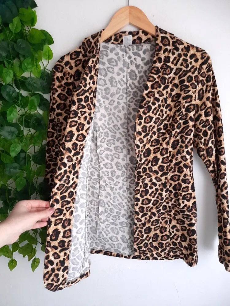 blazer estampado animal print